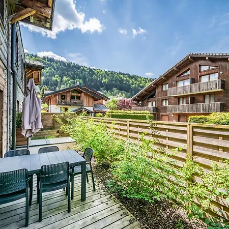 Echo Du Pleney B004 Apartman